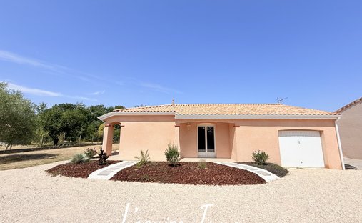 House in Monestie-Birazel, Plaisance-du-Touch, France 1