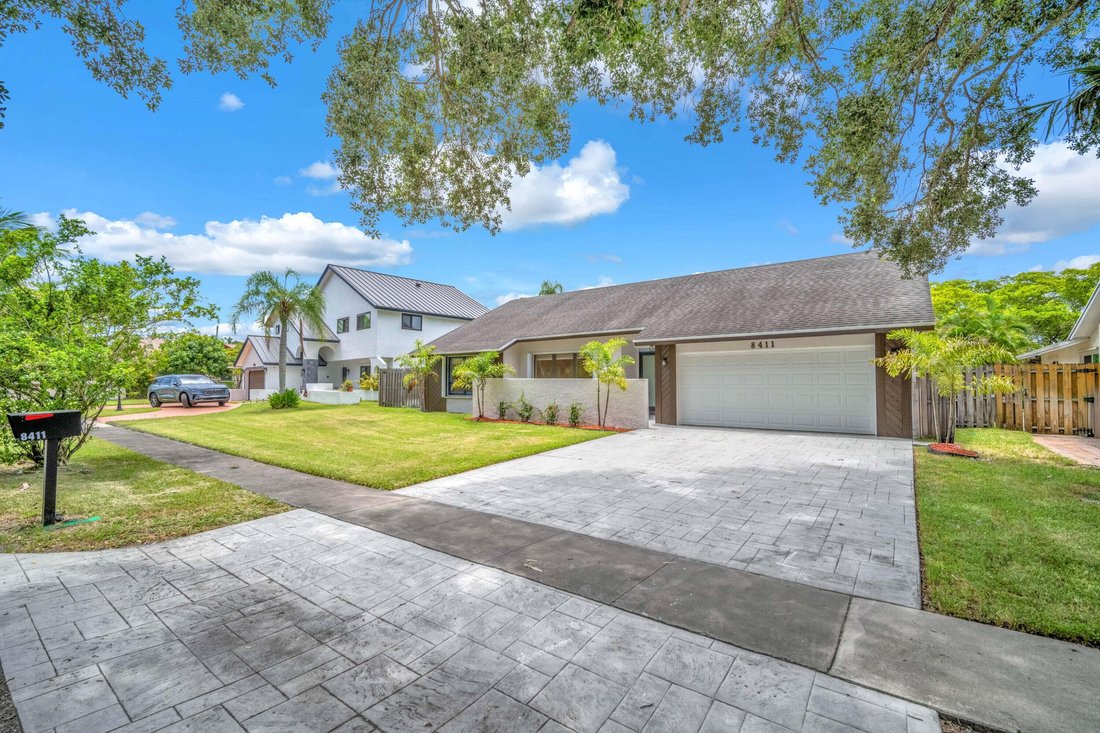 House in Davie, Florida, United States 4 - 18537894