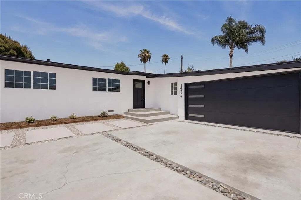House in Tustin, California, United States 3 - 18535654