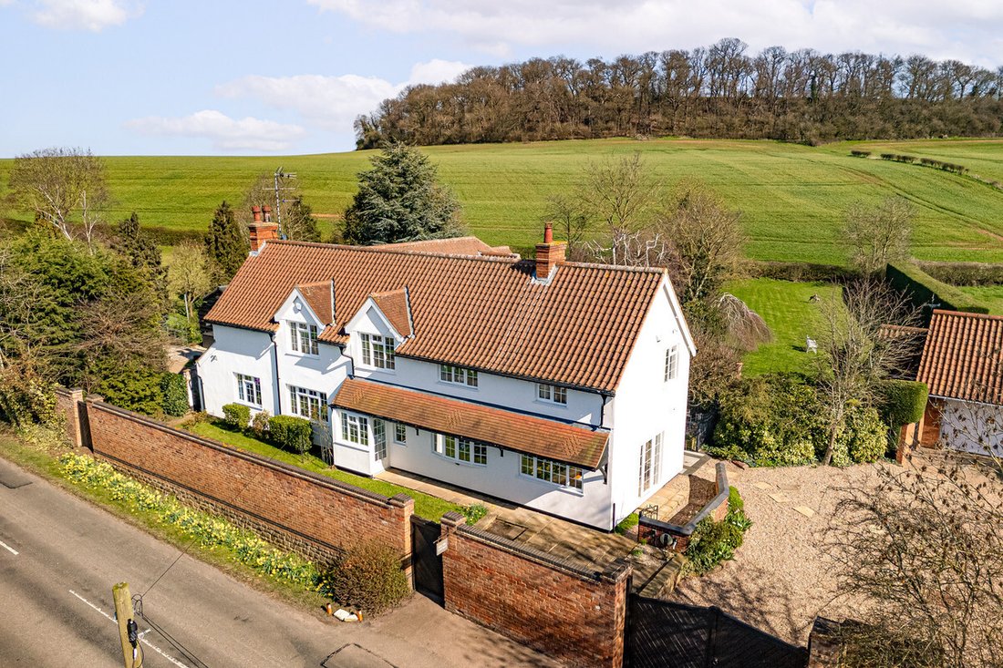 House in Nottinghamshire, England 1 - 17616352