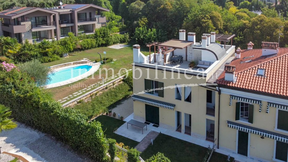 Apartment in Garda, Veneto, Italy 4 - 18537638