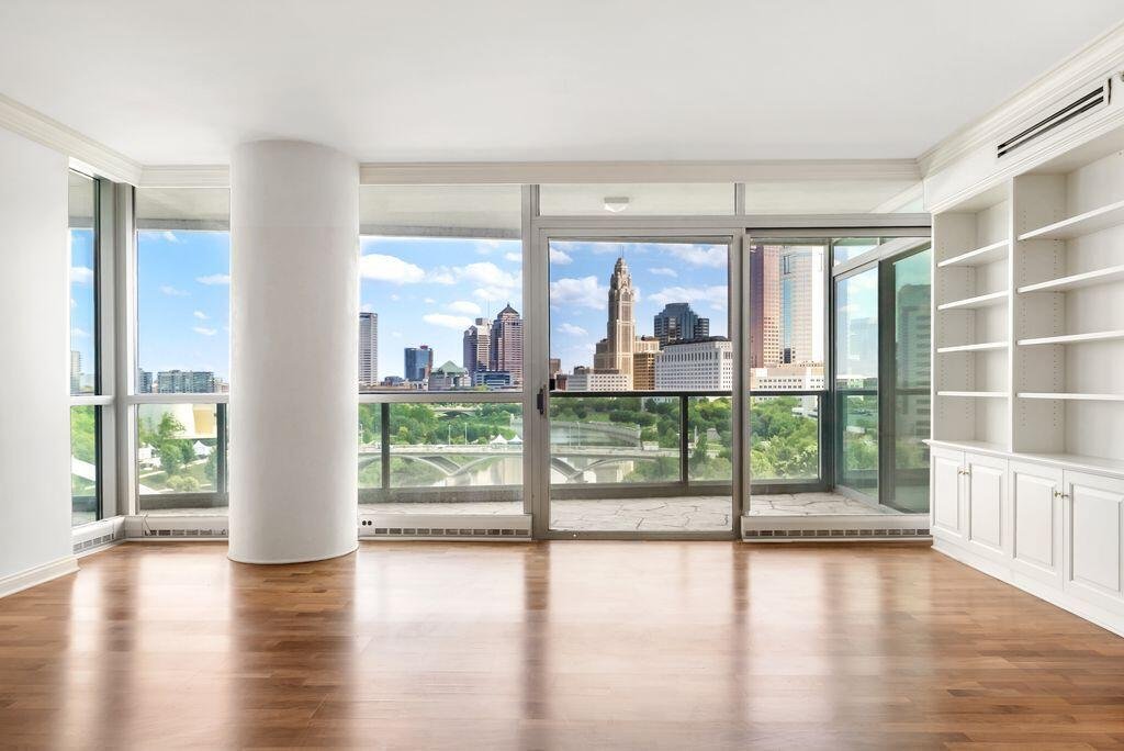 Condo in Columbus, Ohio, United States 1 - 18537967