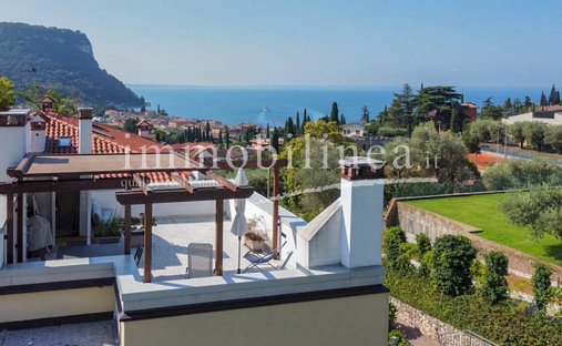 Apartment in Garda, Veneto, Italy 1