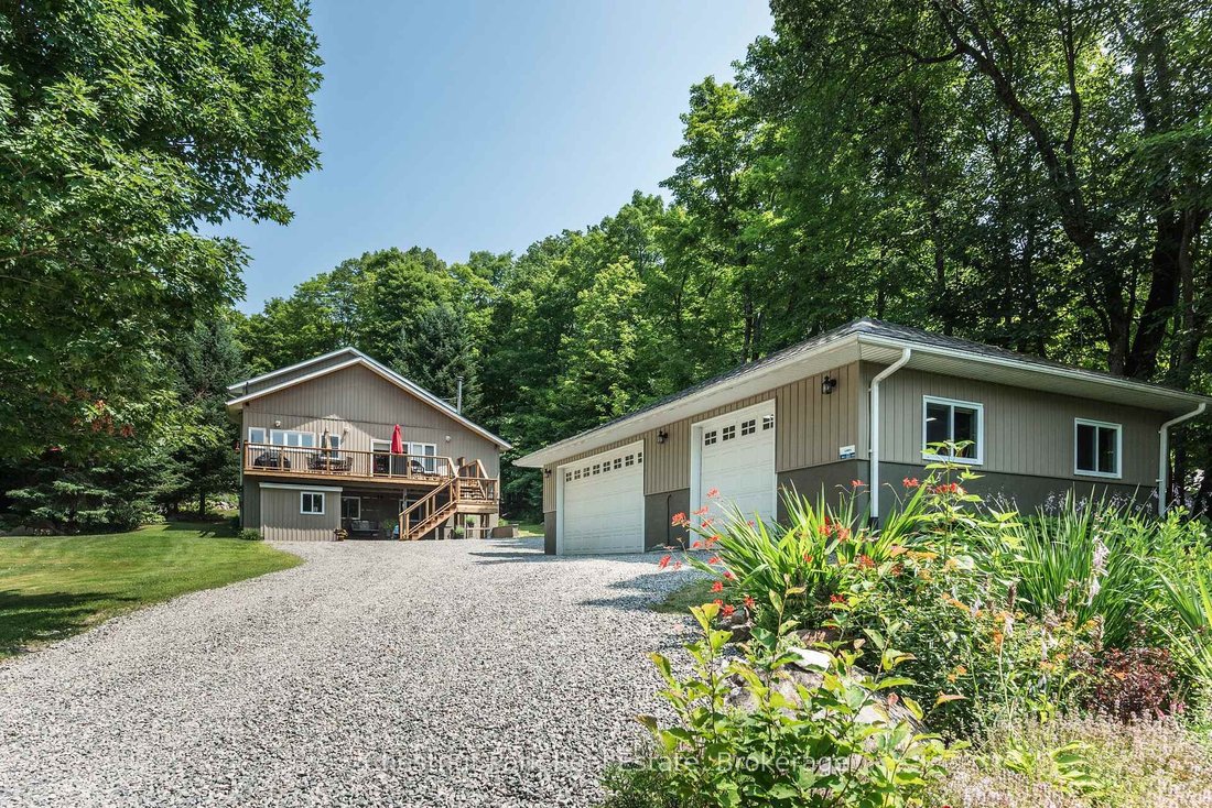 House in Magnetawan, Ontario, Canada 1 - 18538593