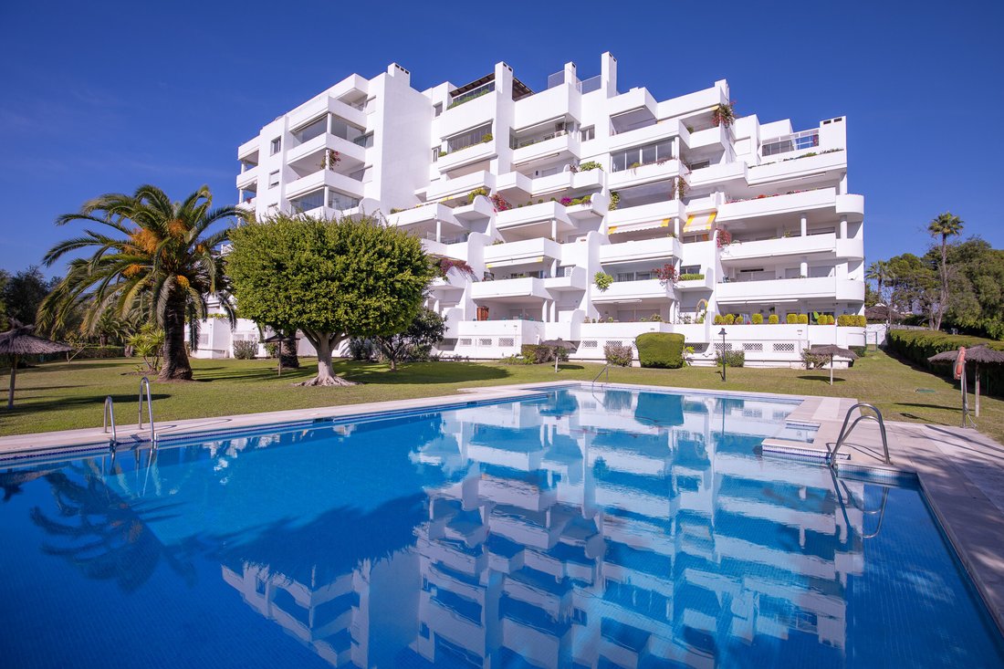 Apartment in Guadalmina Alta, San Pedro de Alcantara, Spain 1 - 18538366