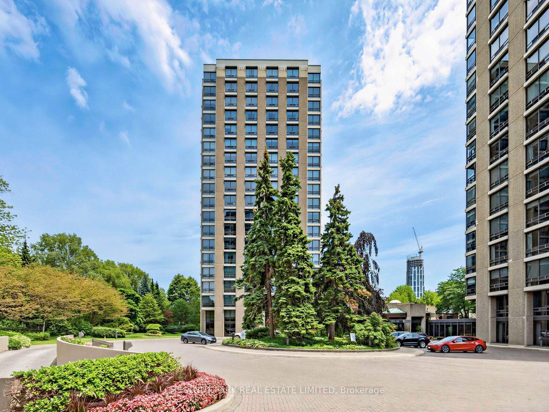 Apartment in Toronto, Ontario, Canada 1 - 18538612