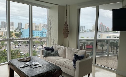 Appartement à Golden Beach, Floride, États-Unis 1