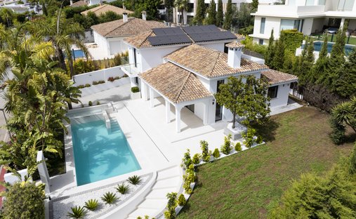 Villa in Guadalmina Alta, San Pedro de Alcantara, Spain 1