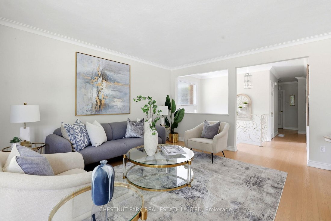 House in Toronto, Ontario, Canada 5 - 18538618