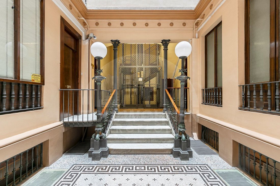 Apartment in Eixample, Barcelona, Spain 1 - 18538475