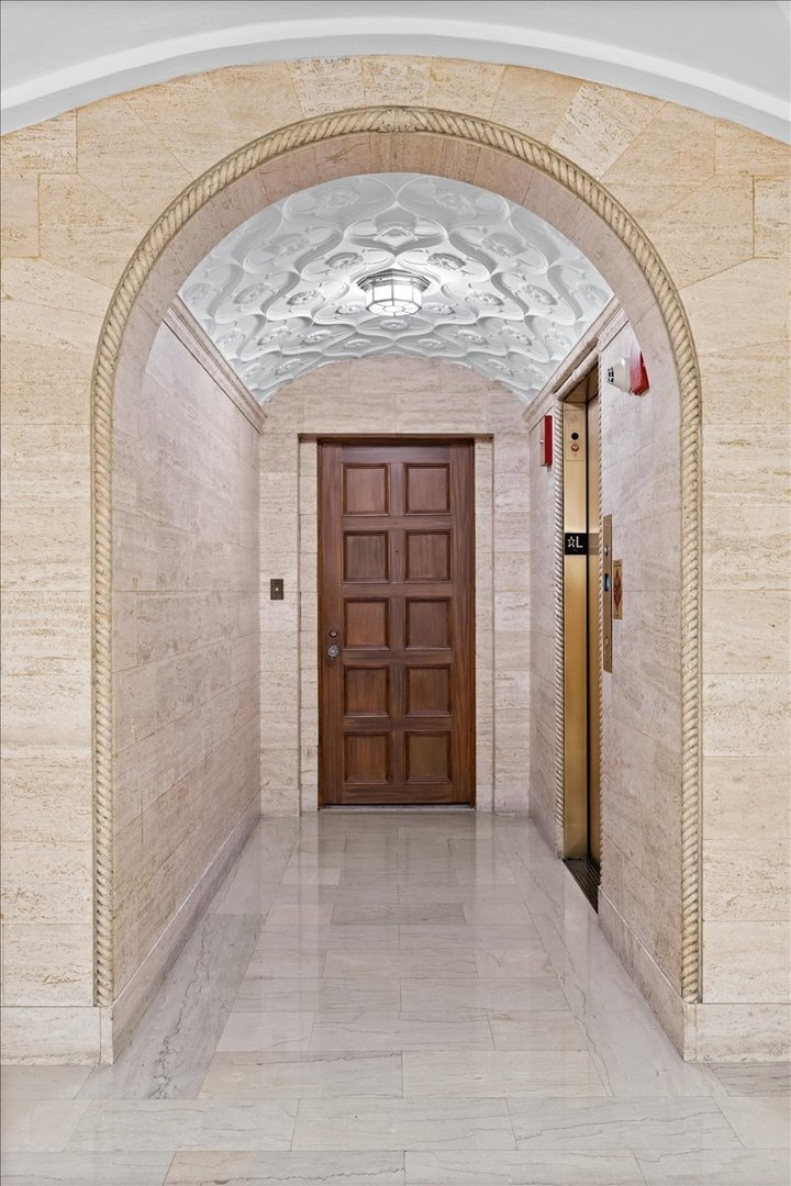 Co Op in Chicago, Illinois, United States 3 - 18538560