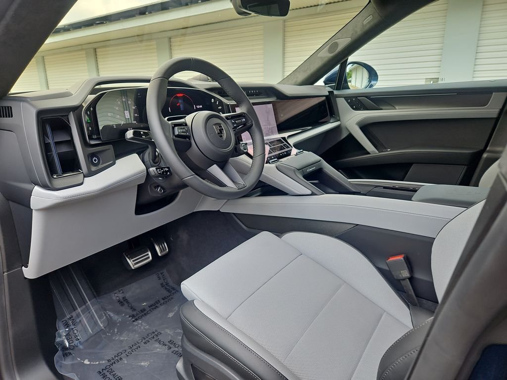 Suv in Stratham, NH, United States 4 - 18316507