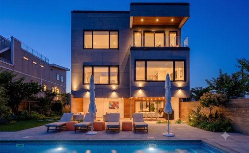House in Long Beach, New York, United States 1