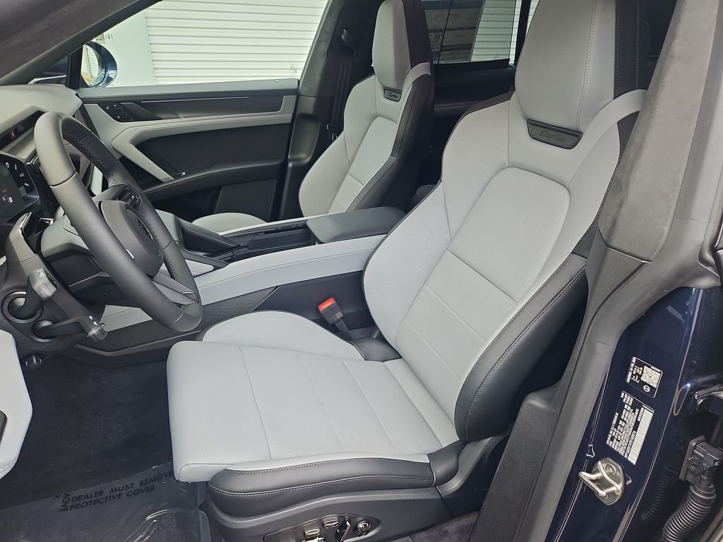 Suv in Stratham, NH, United States 5 - 18316507