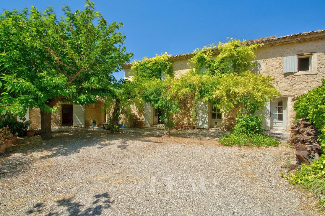 Country House in Bonnieux, Provence-Alpes-Côte d'Azur, France 5 - 18538511