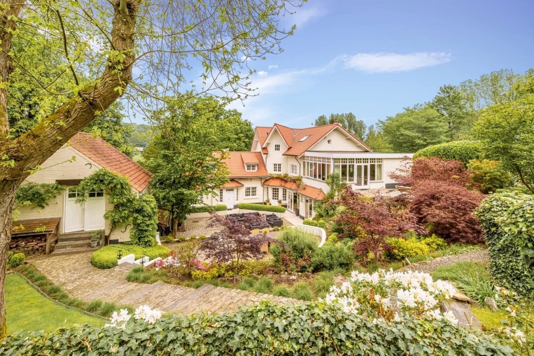 Villa in Lasne, Wallonia, Belgium 1 - 16537332