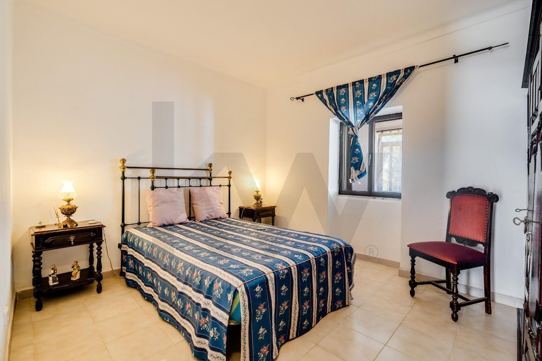 Townhouse in Alcantarilha, Algarve, Portugal 2 - 18538442