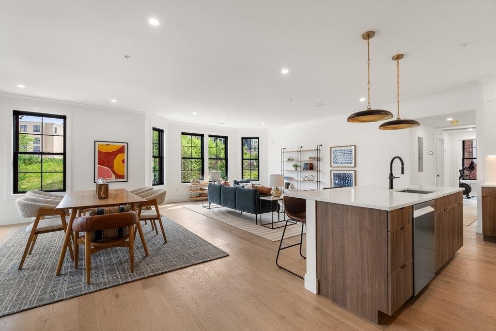 Condo in Boston, Massachusetts, United States 1 - 18538387