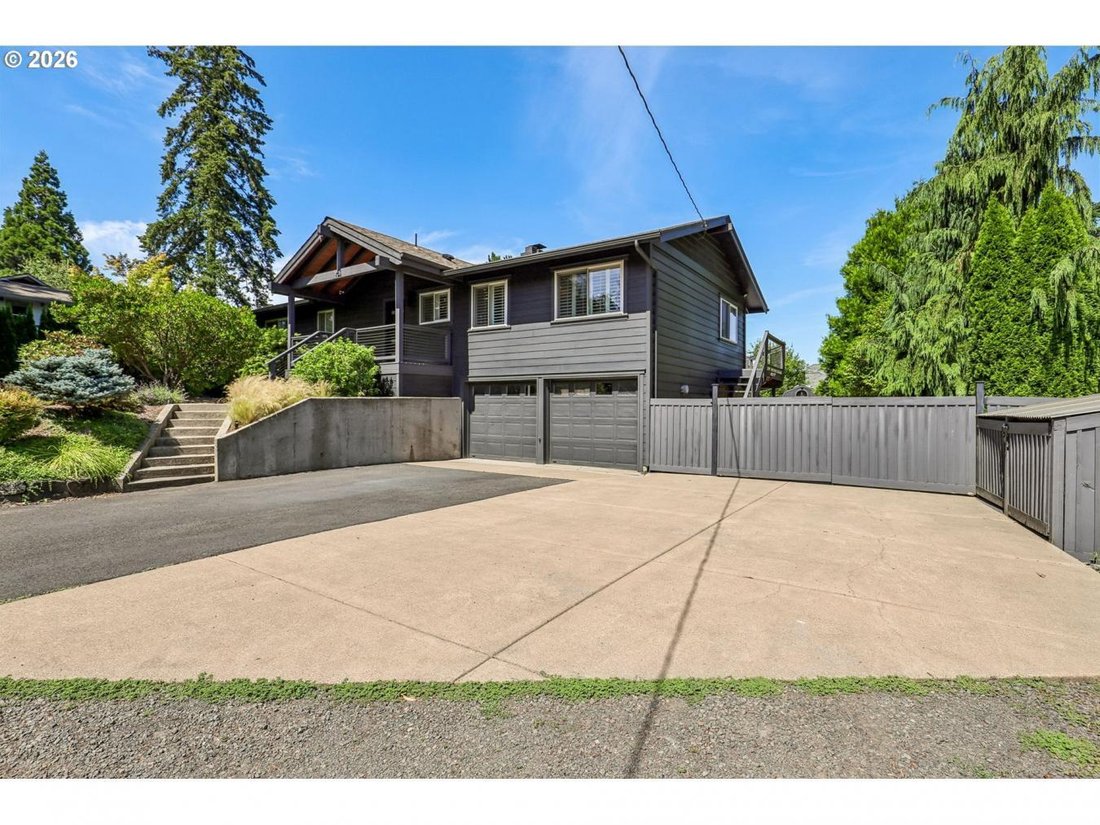 House in West Linn, Oregon, United States 4 - 18538443