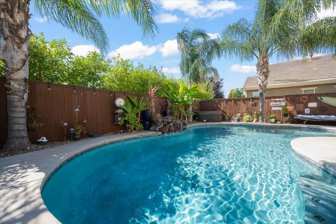 House in Elk Grove, California, United States 4 - 18538451