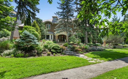 Villa in Ottawa, Ontario, Canada 1