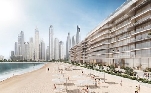 Apartment in Emaar Beachfront, Dubai, United Arab Emirates 1