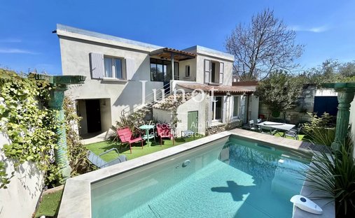 Townhouse in Saint-Rémy-de-Provence, Provence-Alpes-Côte d'Azur, France 1