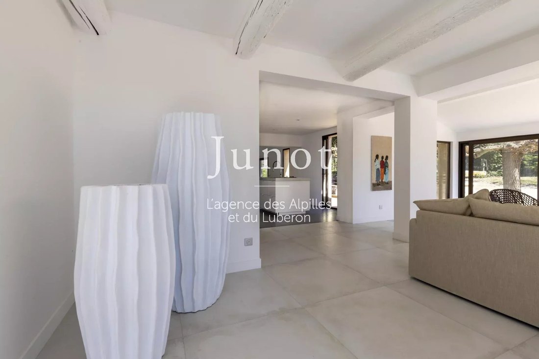 Villa in Eygalières, Provence-Alpes-Côte d'Azur, France 5 - 18538613