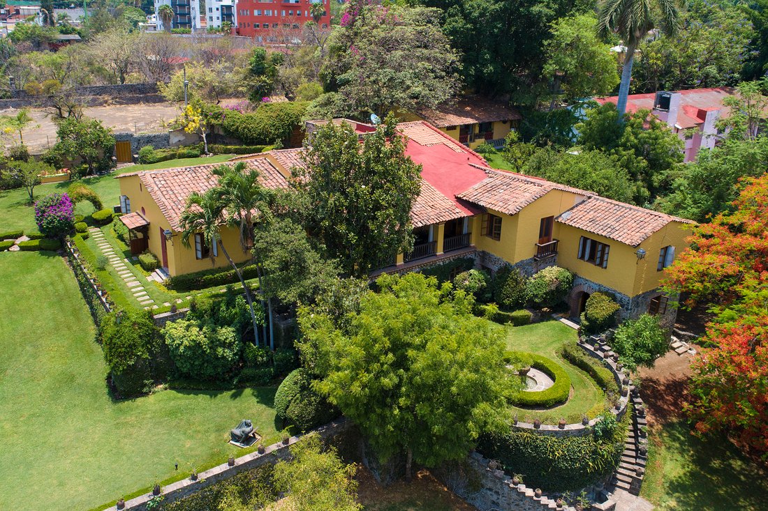 Condo in Cuernavaca, Morelos, Mexico 1 - 14306388