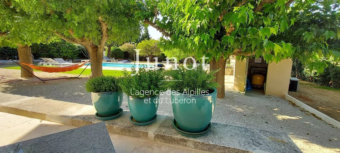 Villa in Maussane-les-Alpilles, Provence-Alpes-Côte d'Azur, France 3 - 18538615