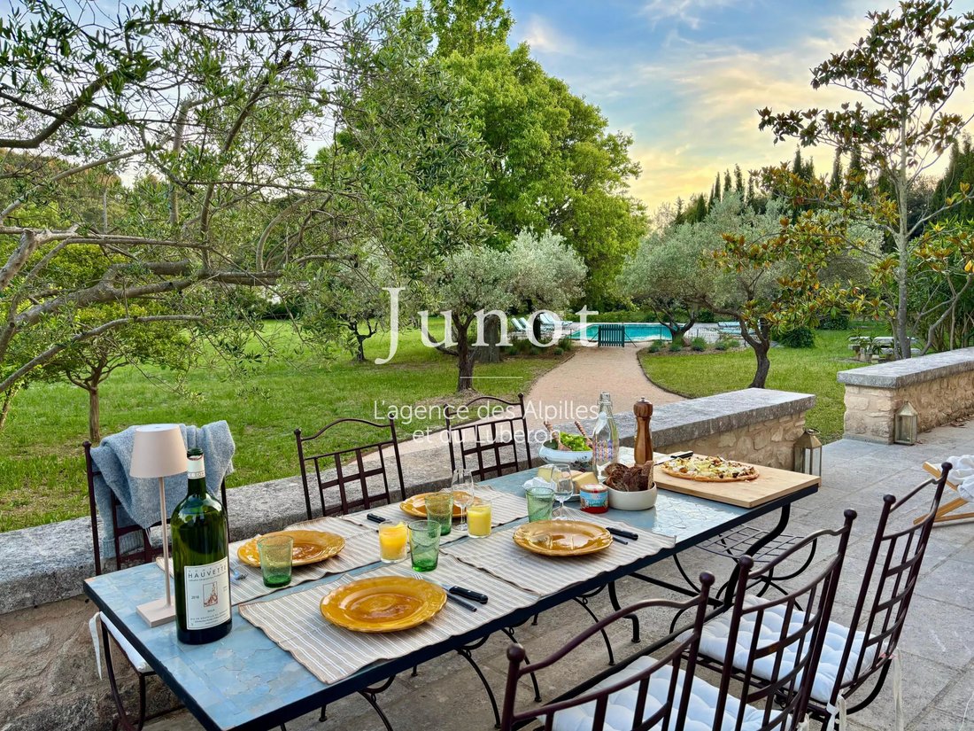 Country House in Les Baux-de-Provence, Provence-Alpes-Côte d'Azur, France 3 - 18538648