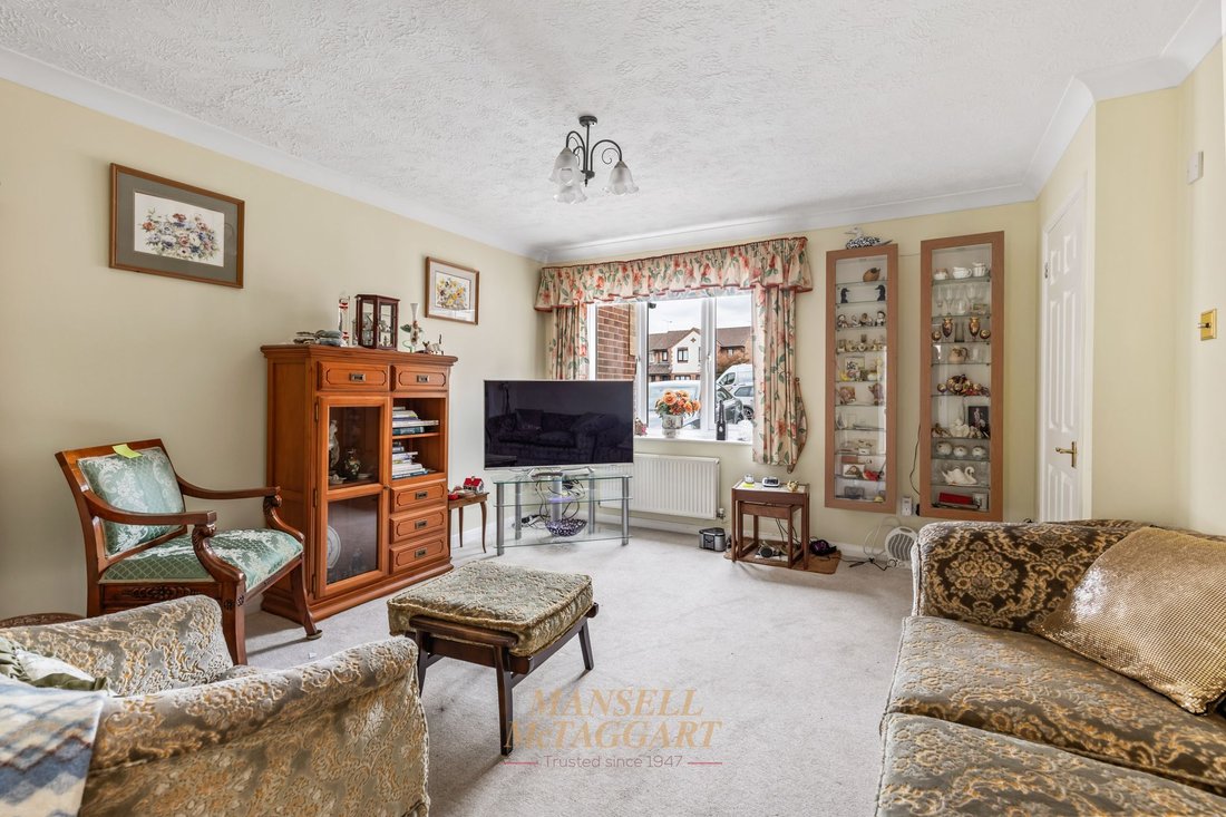 House in Maidenbower, Crawley, England 2 - 18538469