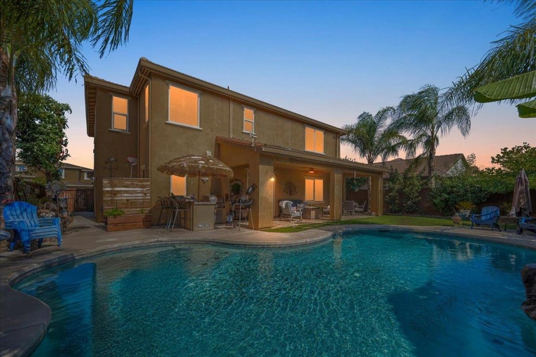 House in Elk Grove, California, United States 1 - 18538451