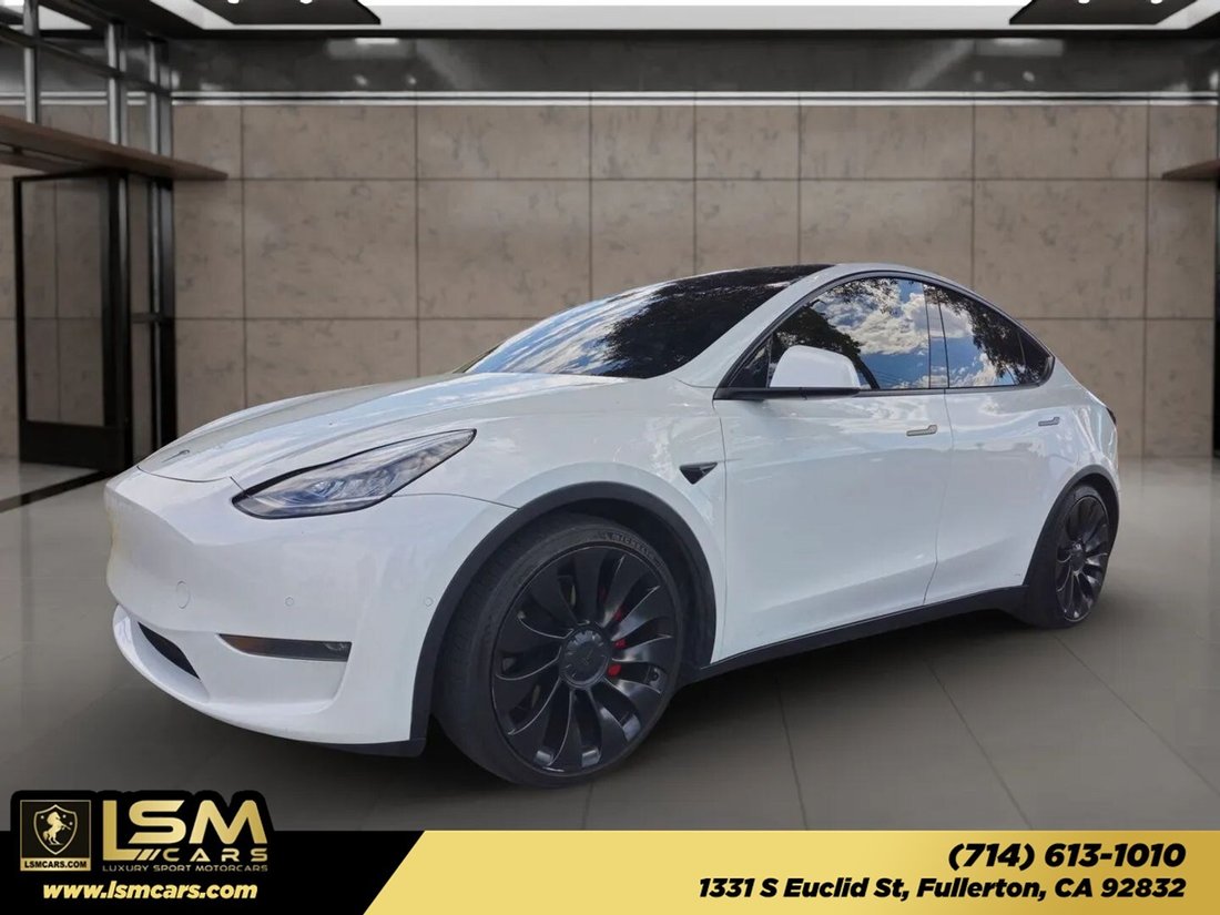 Suv in Fullerton, CA, United States 1 - 18258118