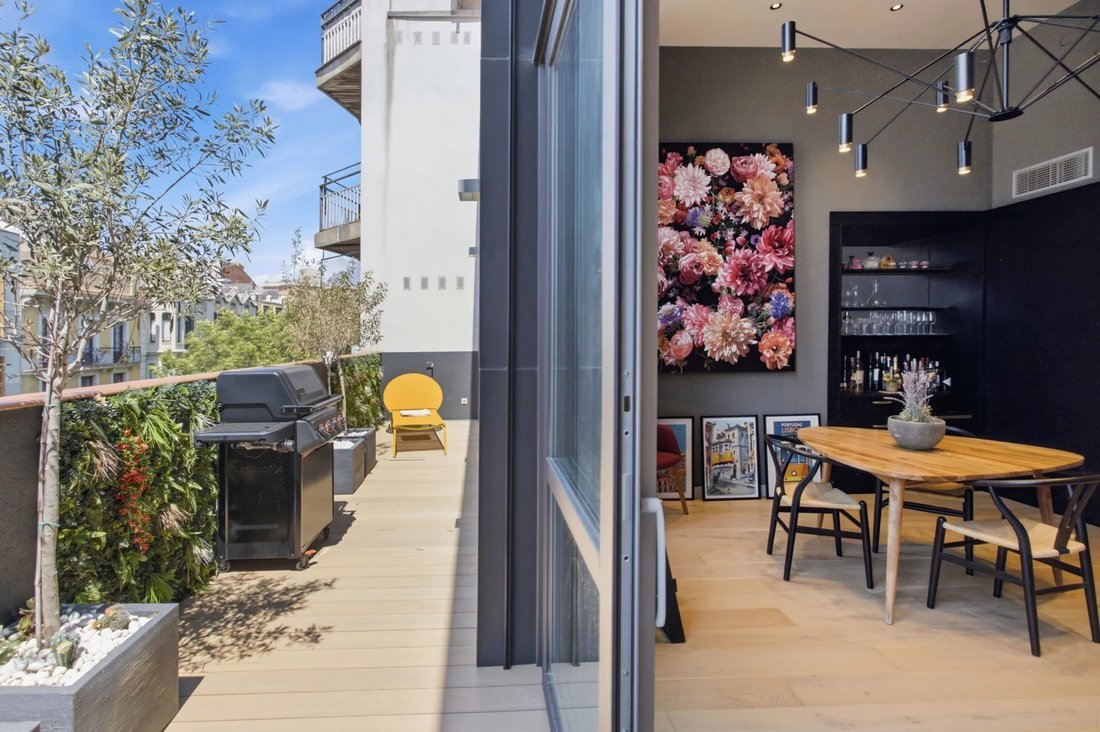Apartment in Eixample, Barcelona, Spain 2 - 18538473