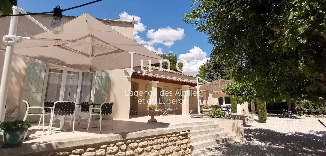 Villa in Maussane-les-Alpilles, Provence-Alpes-Côte d'Azur, France 2 - 18538615