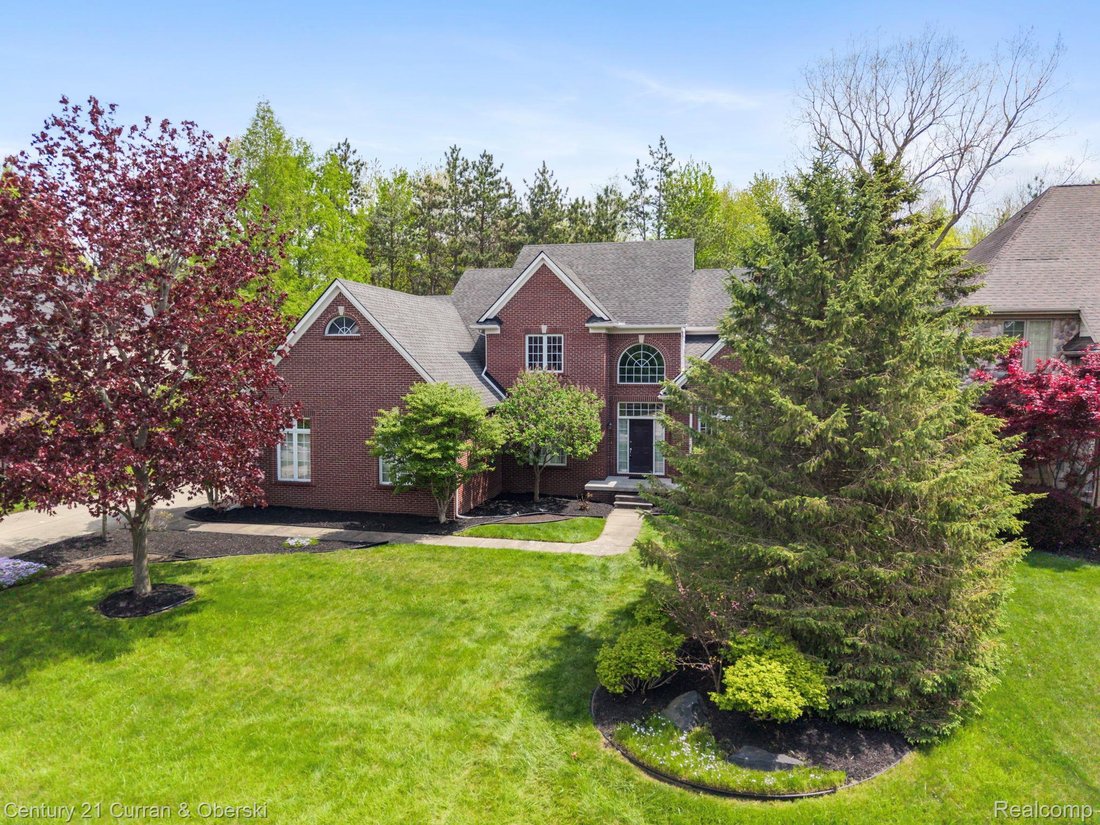 House in Farmington Hills, Michigan, United States 1 - 18538386