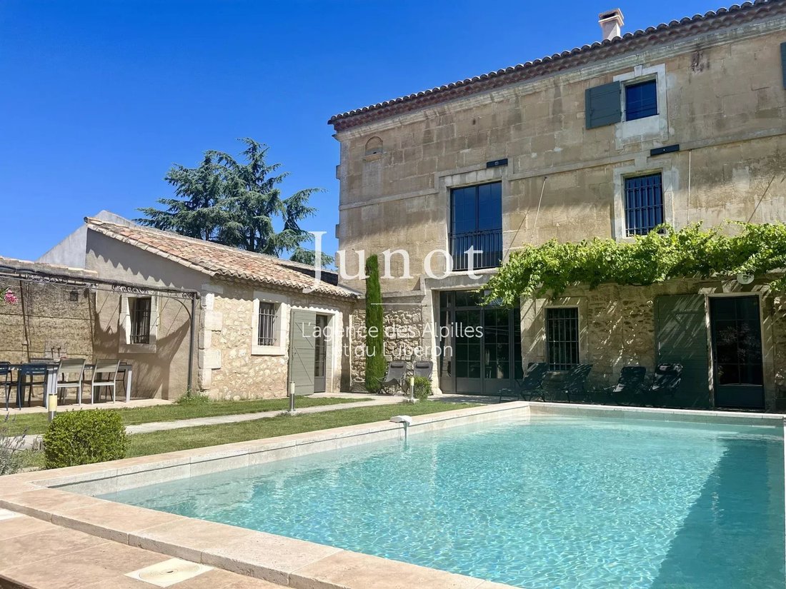 Country House in Maussane-les-Alpilles, Provence-Alpes-Côte d'Azur, France 5 - 14401339