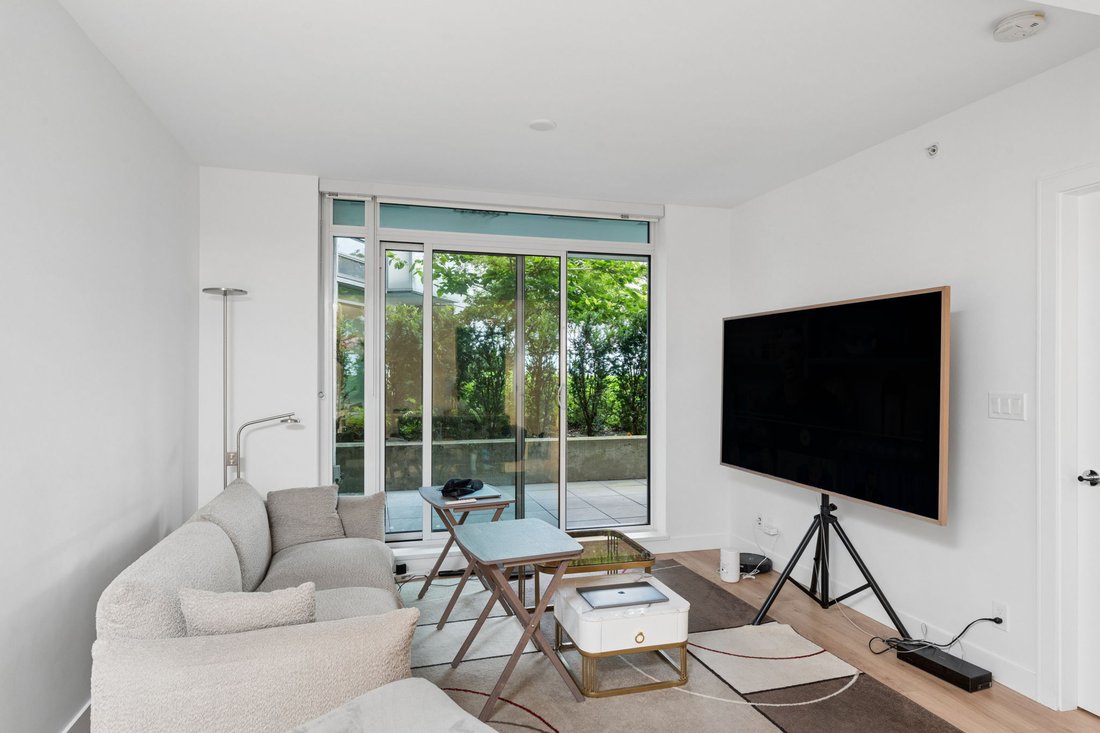Villa in North Vancouver, British Columbia, Canada 3 - 18538594