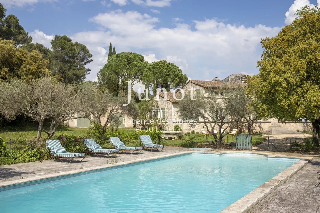 Country House in Les Baux-de-Provence, Provence-Alpes-Côte d'Azur, France 2 - 18538648