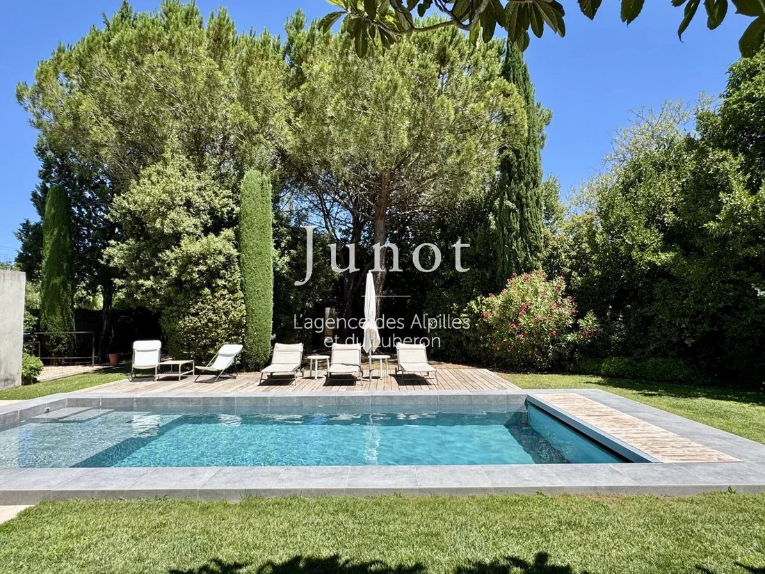 House in Saint-Rémy-de-Provence, Provence-Alpes-Côte d'Azur, France 3 - 18538621