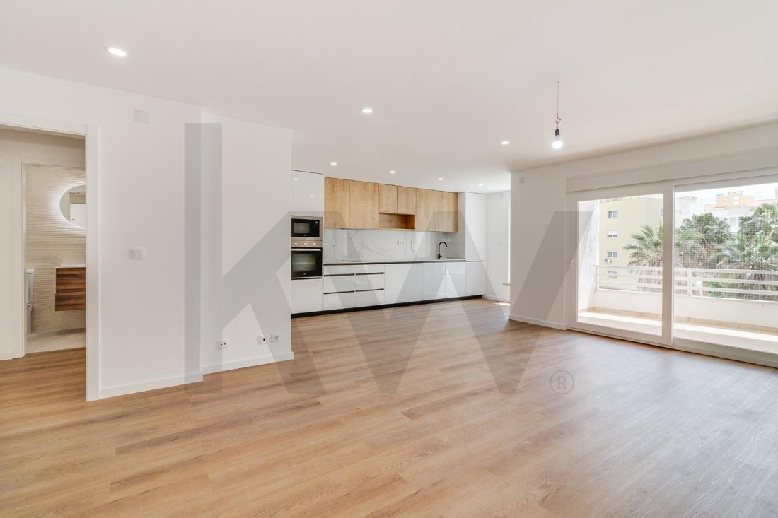 Apartment in Carcavelos e Parede, Lisbon, Portugal 1 - 18538508