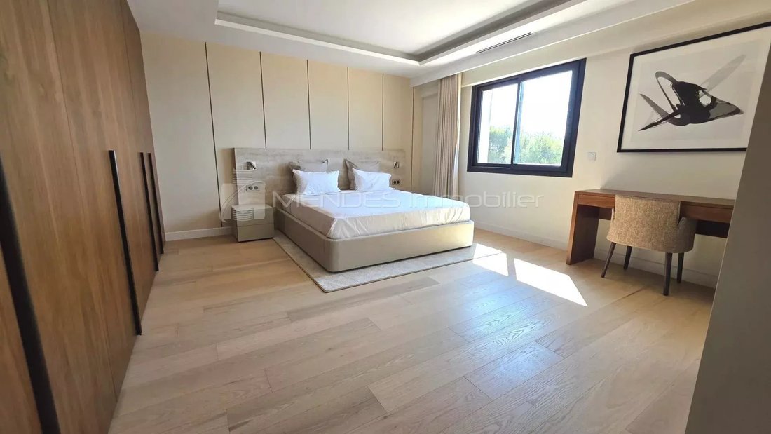 Villa in Beausoleil, Provence-Alpes-Côte d'Azur, France 4 - 18533452