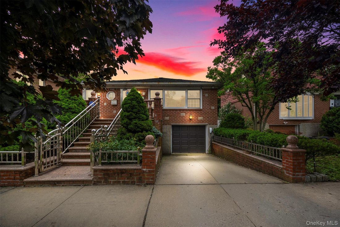House in New York, New York, United States 1 - 18536008