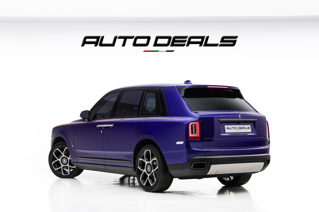 Suv in Dubai, United Arab Emirates 3 - 18538783