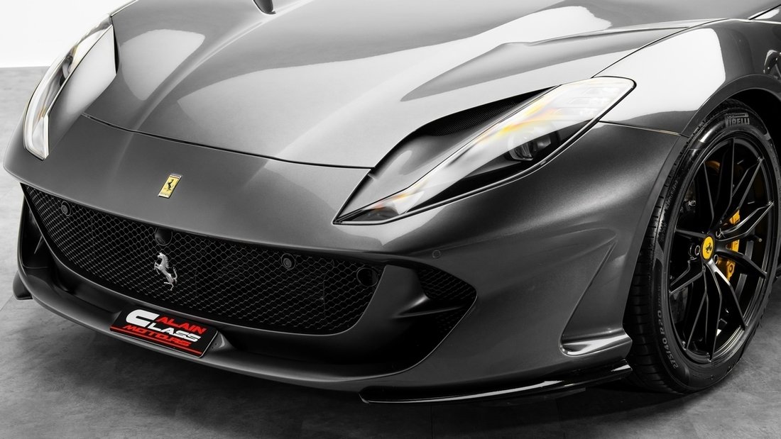 Cabriolet in Dubai, United Arab Emirates 5 - 18538845
