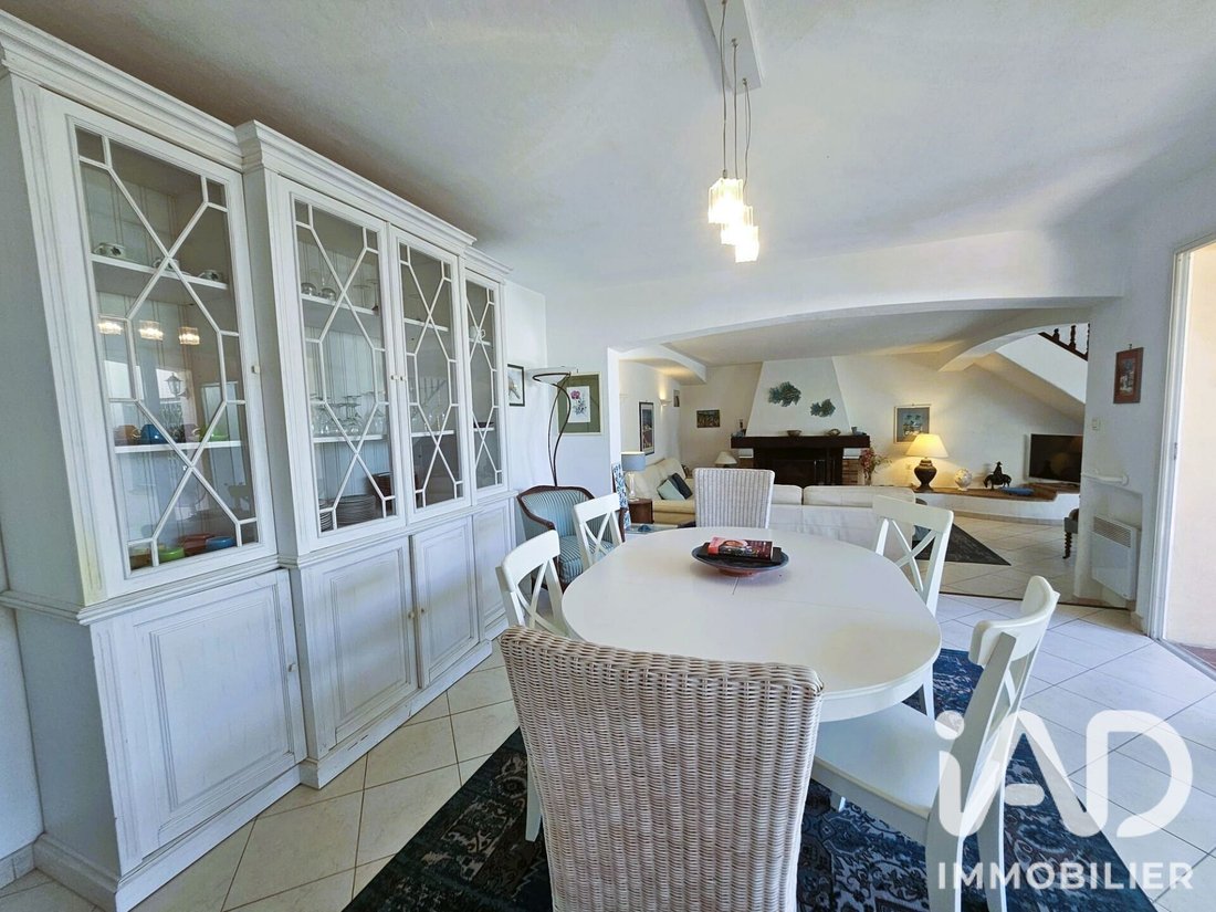 House in Frejus, Provence-Alpes-Côte d'Azur, France 5 - 18540488