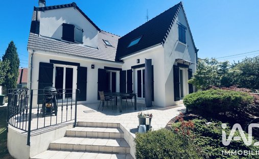 House in Morsang-sur-Orge, Ile-de-France, France 1
