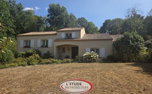 House in Sainte-Pazanne, Pays de la Loire, France 1