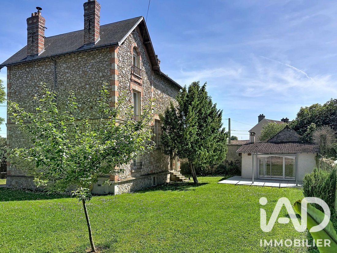 House in Le Parterre, Dourdan, France 1 - 18035489